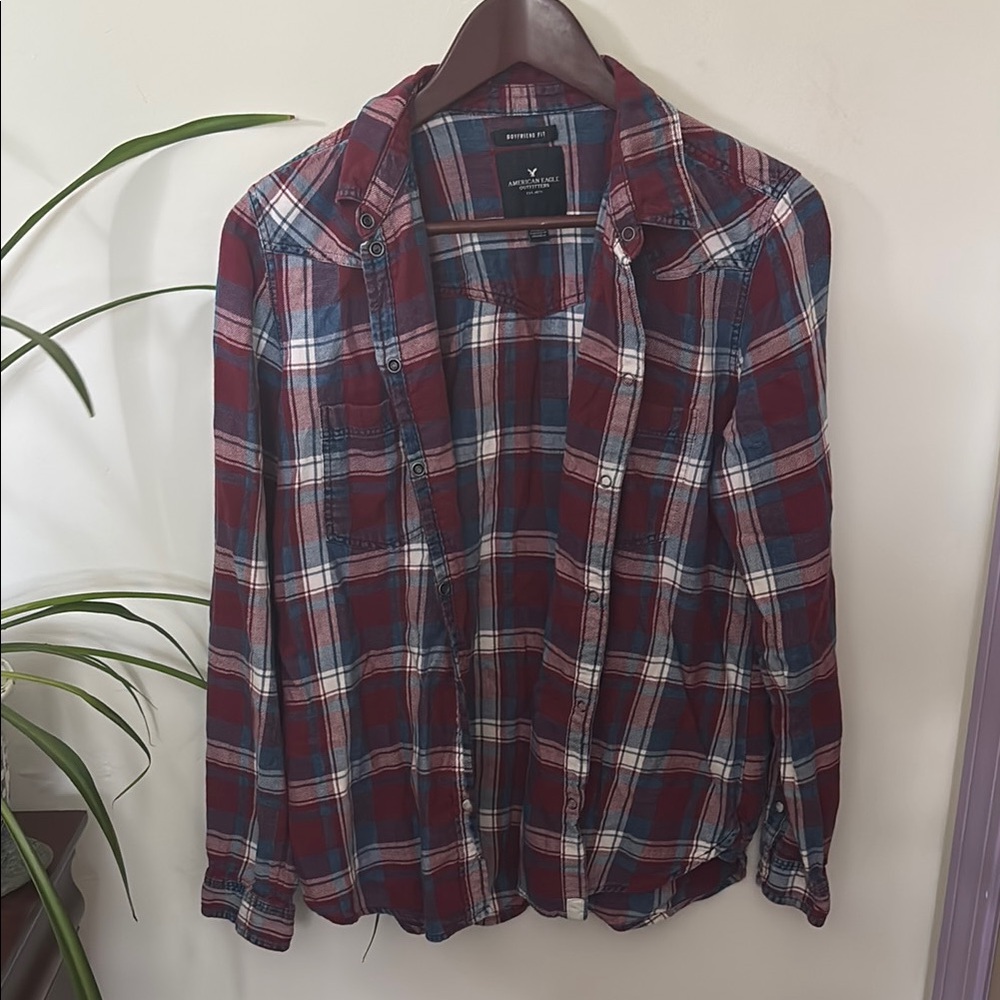 American Eagle Outfitters Red and Blue Plaid Shirt